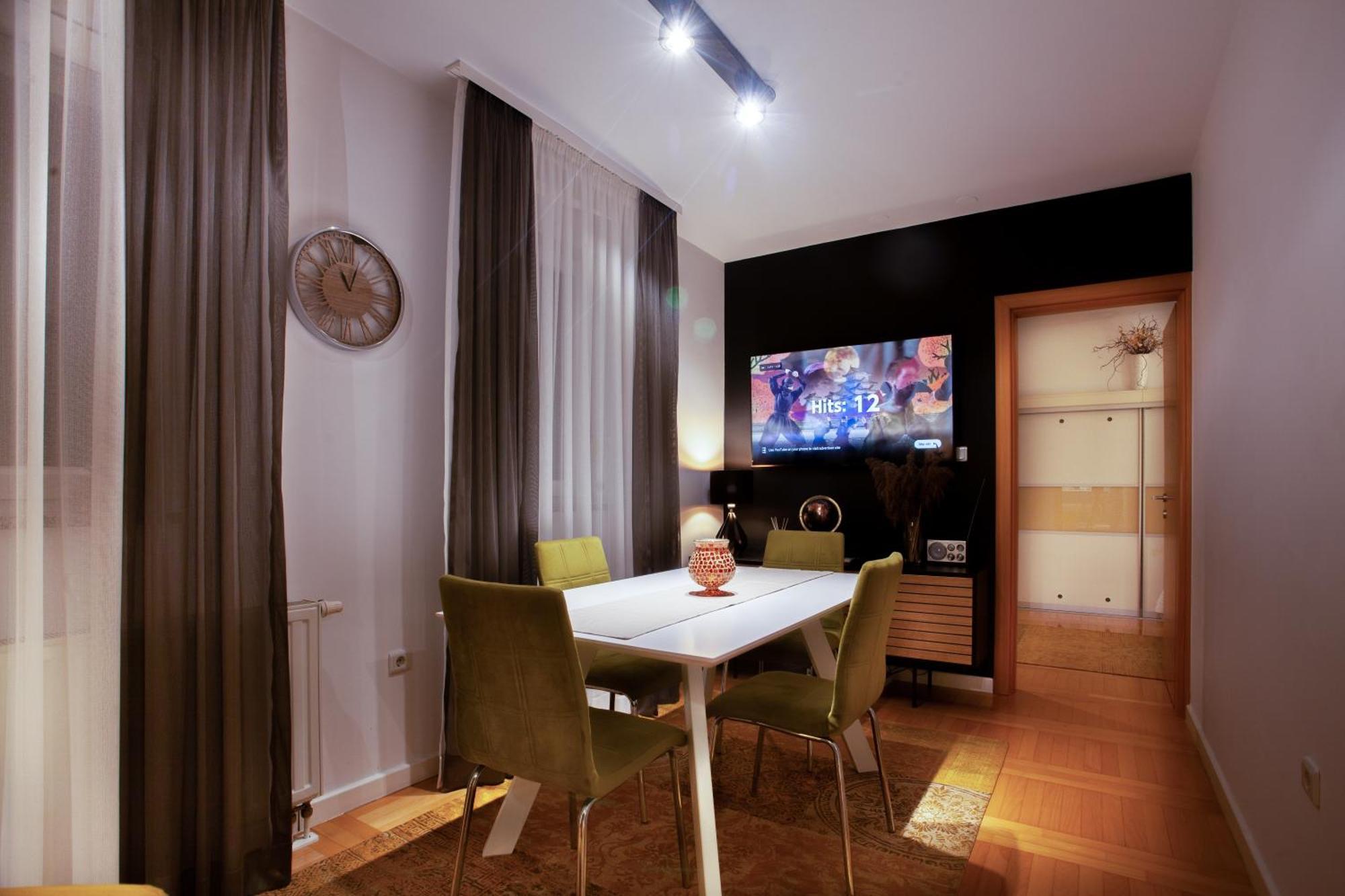 Sladic Apartment *